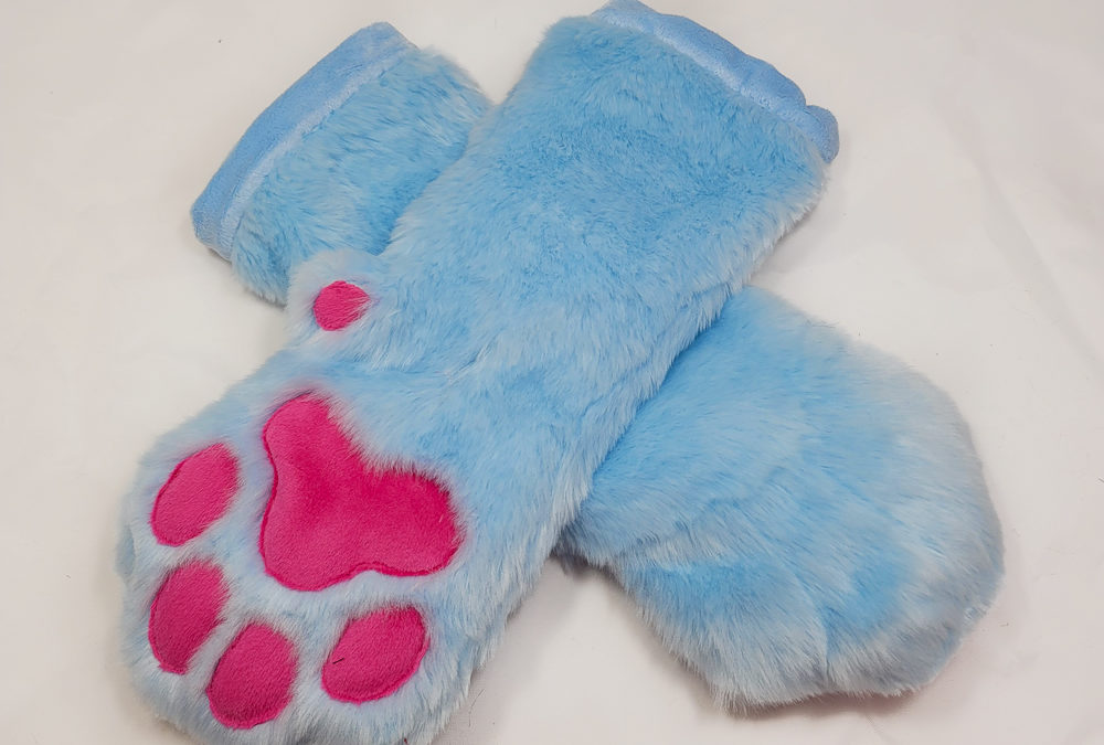 Blue & Pink Mitten Paws