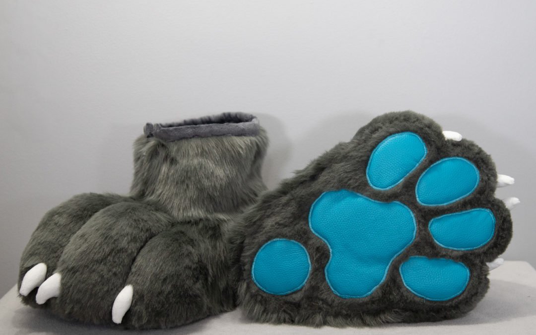 Grey Teal Foot Paws