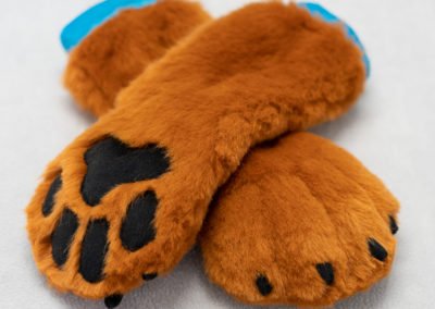 Brown & Blue Mitten Paws