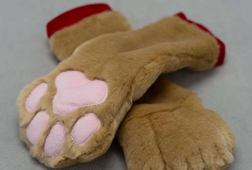 Tan & Pink Mitten Paws