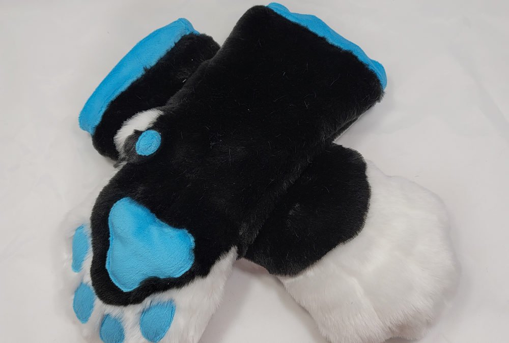 Black, White & Blue Mitten Paws