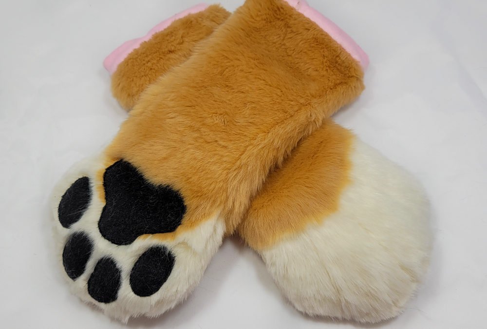 White & Tan Mitten Paws