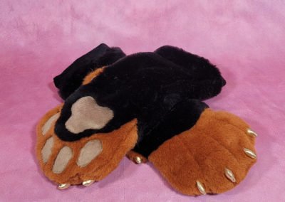 Black & Tan Mitten Paws